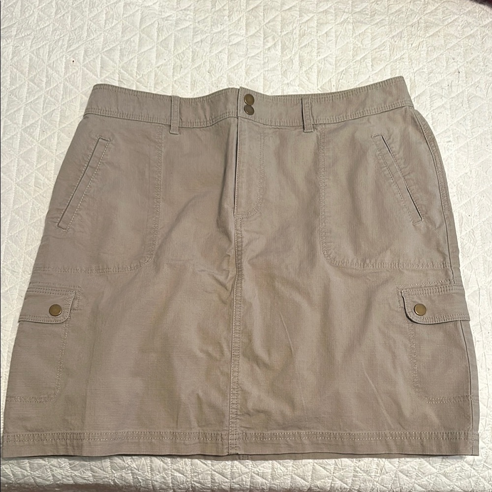 LL Bean Classic Tan Skirt